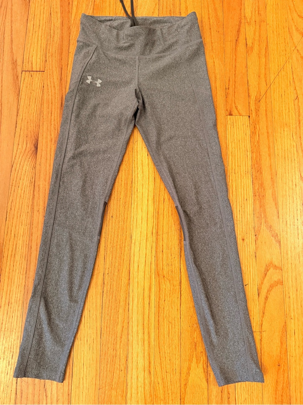 Under Armour leggings size small compression gray